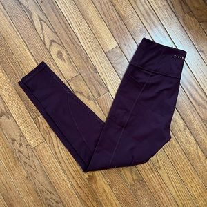 VSX Knockout Leggings in Byzantine purple